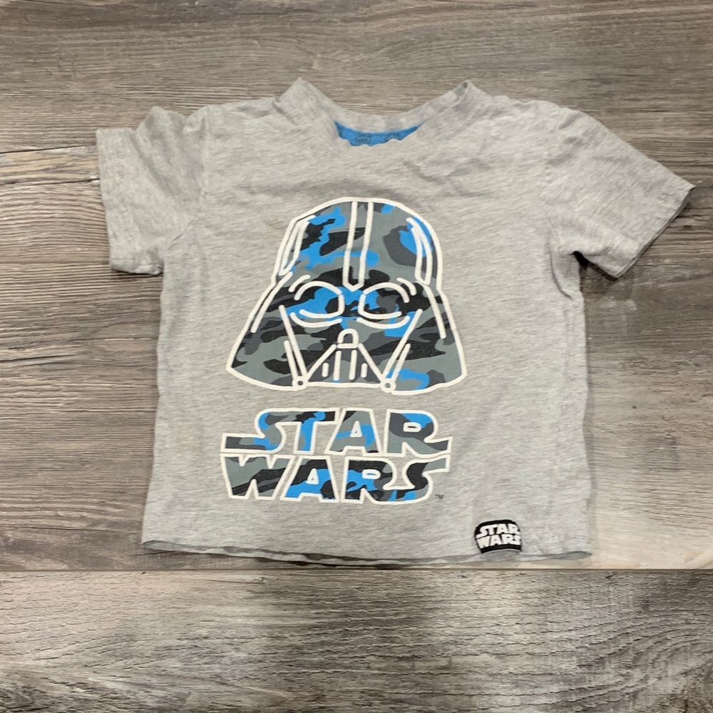 Star Wars Gray Tee‎ with Blue Darth Vader Design